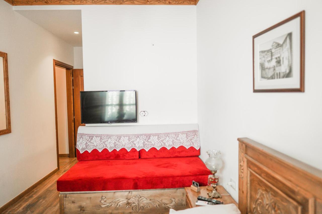 4 Rooms Since 1950 Gjirokastër Dış mekan fotoğraf